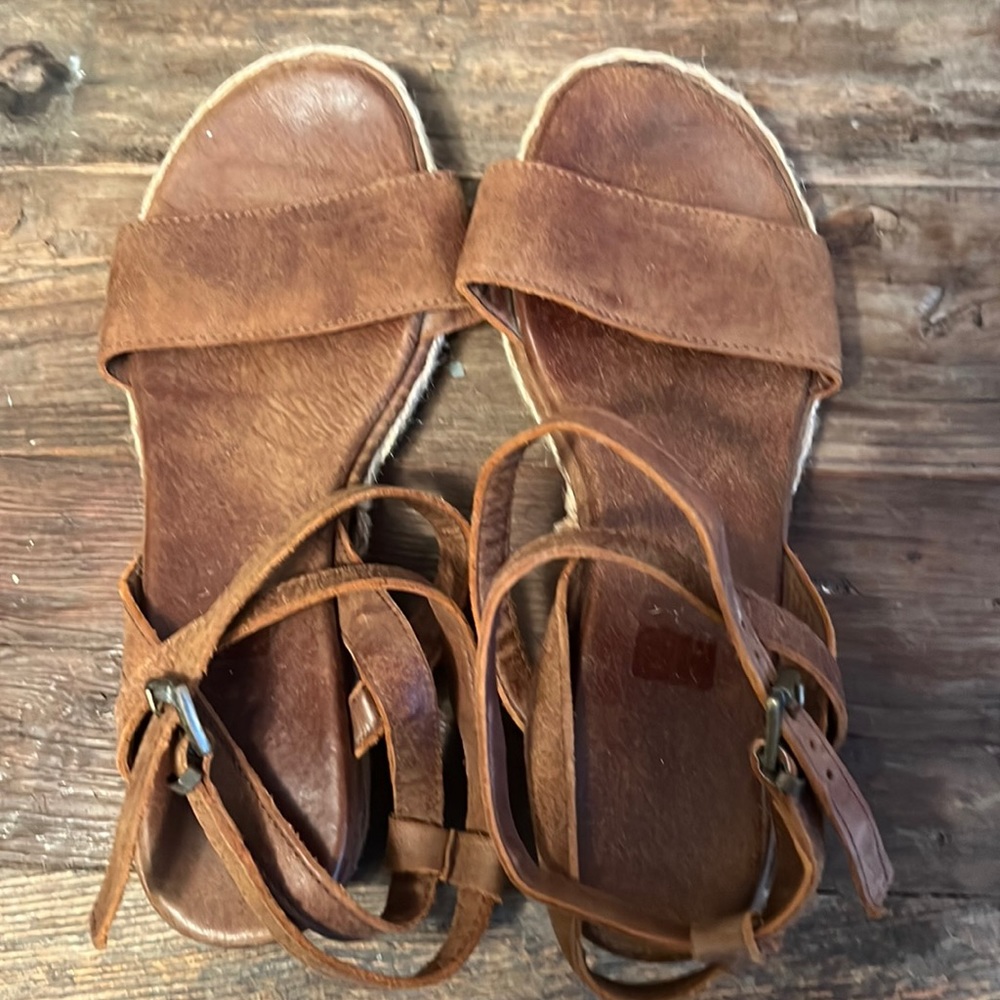 Roots Brown Leather Sandals